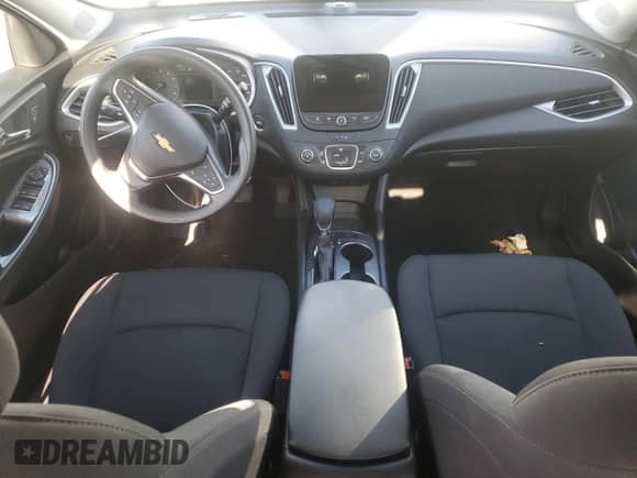 2024 Chevrolet Malibu LS с VIN 1G1ZC5ST8RF175652, выставлен на аукционе Copart как лот 70370075 с пробегом Не указан миль и Списание • Salvage title. История ставок и продаж доступна на DreamBid. Изображение 8.