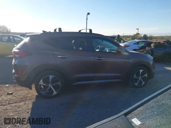 2017 Hyundai Tucson Sport с VIN KM8J3CA21HU306539, выставлен на аукционе IAAI как лот 43550226 с пробегом 149 459 миль миль и . История ставок и продаж доступна на DreamBid. Изображение 13.