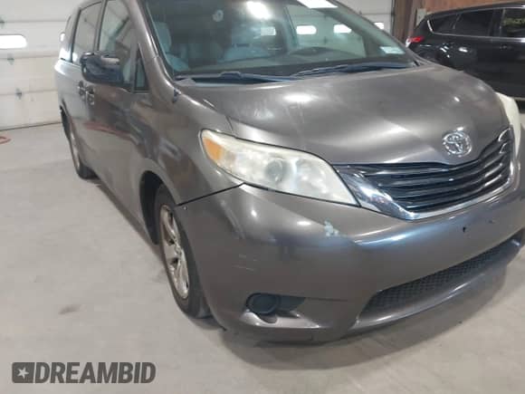 2011 Toyota Sienna LE with VIN 5TDKK3DC5BS076922, listed as a IAAI auction lot 43339975 with 196,118 mi miles and . Bid and sale history available at DreamBid. Image 20.