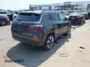 2020 Jeep Compass Limited with VIN 3C4NJCCB5LT114424, listed as a IAAI auction lot 43164924 with 99,096 mi miles and . Bid and sale history available at DreamBid. Image 4.