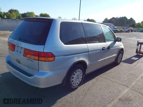 2003 Honda Odyssey LX с VIN 5FNRL18543B018205, выставлен на аукционе IAAI как лот 43022650 с пробегом 262 660 миль миль и . История ставок и продаж доступна на DreamBid. Изображение 4.