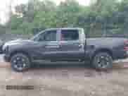2019 Ram 1500 Rebel z VIN 1C6SRFLT1KN784936, wystawiony jako IAAI lot #42375986 z przebiegiem 78 539 mil mil oraz . Historia ofert i sprzedaży dostępna na DreamBid. Obrazek 15.