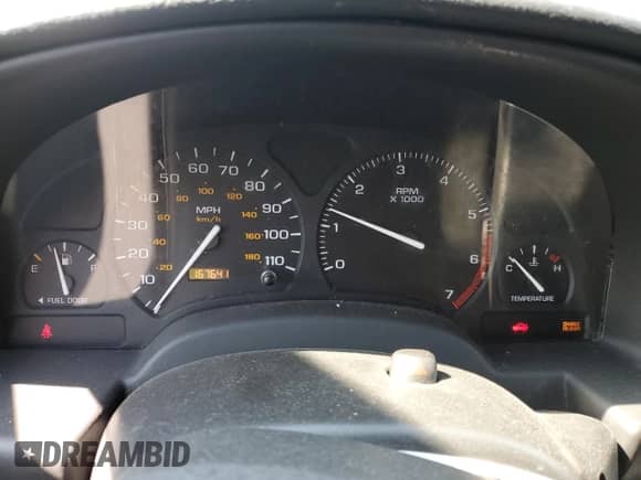 2002 Saturn SL with VIN 1G8ZH52852Z125665, listed as a Copart auction lot 64182705 with 167,641 mi miles and Salvage title. Bid and sale history available at DreamBid. Image 9.