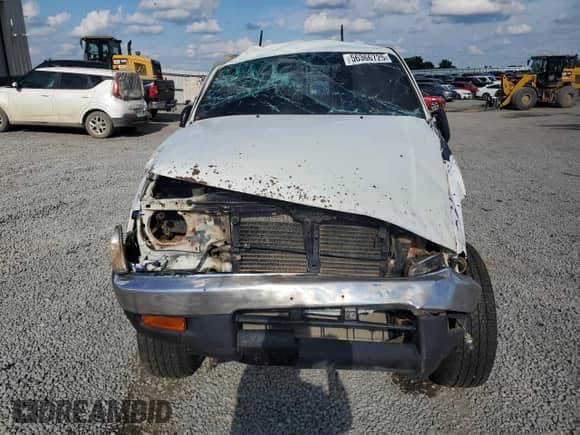 1997 Toyota Tacoma z VIN 4TAWN72N9VZ220491, wystawiony jako Copart lot #56366725 z przebiegiem 323 755 mil mil oraz Szkoda całkowita • Salvage title. Historia ofert i sprzedaży dostępna na DreamBid. Obrazek 5.