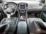 2017 Chrysler 300 S с VIN 2C3CCABG0HH668980, выставлен на аукционе Copart как лот 60900505 с пробегом 136 103 миль миль и Списание • Salvage title. История ставок и продаж доступна на DreamBid. Изображение 8.