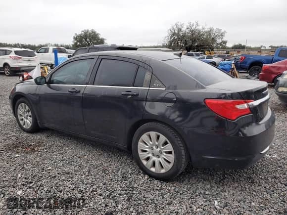 2014 Chrysler 200 LX с VIN 1C3CCBAB8EN204950, выставлен на аукционе Copart как лот 80165505 с пробегом 95 867 миль миль и Списание • Salvage title. История ставок и продаж доступна на DreamBid. Изображение 2.