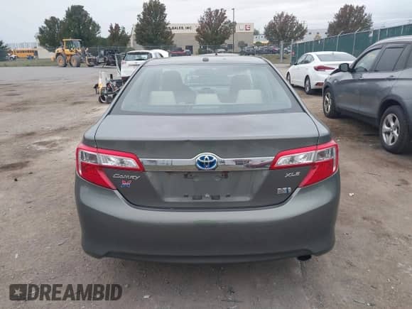 2012 Toyota Camry XLE with VIN 4T1BD1FK2CU016995, listed as a IAAI auction lot 43390763 with 208,834 mi miles and . Bid and sale history available at DreamBid. Image 16.