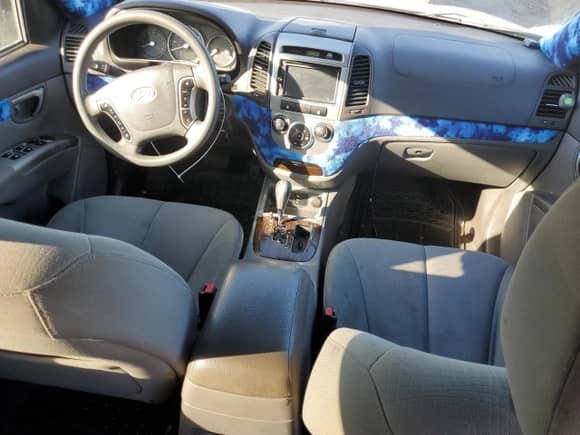 2011 Hyundai Santa Fe GLS с VIN 5XYZGDAB1BG014741, выставлен на аукционе Copart как лот 89664505 с пробегом 172 804 миль миль и Чистый • Clean title. История ставок и продаж доступна на DreamBid. Изображение 8.