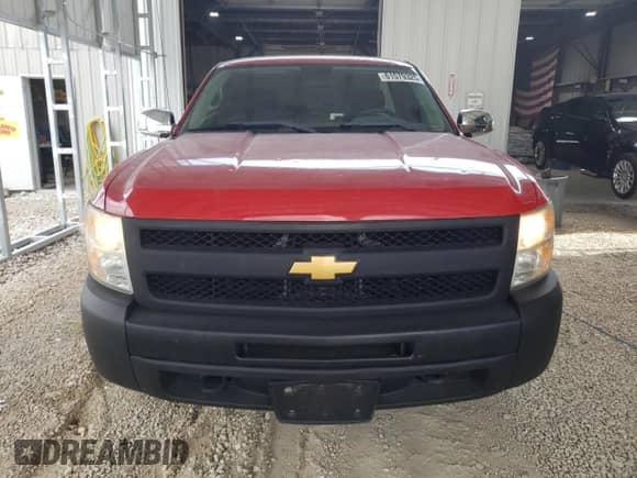 2013 Chevrolet Silverado 1500 Work Truck z VIN 1GCNKPEX8DZ174642, wystawiony jako Copart lot #61579325 z przebiegiem 196 008 mil mil oraz Szkoda całkowita • Salvage title. Historia ofert i sprzedaży dostępna na DreamBid. Obrazek 5.