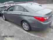 2011 Hyundai Sonata GLS z VIN 5NPEB4AC0BH231986, wystawiony jako IAAI lot #41310925 z przebiegiem 187 017 mil mil oraz . Historia ofert i sprzedaży dostępna na DreamBid. Obrazek 3.