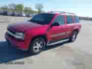 2002 Chevrolet TrailBlazer LS z VIN 1GNDT13S222516693, wystawiony jako IAAI lot #42197823 z przebiegiem 123 424 mil mil oraz . Historia ofert i sprzedaży dostępna na DreamBid. Obrazek 2.