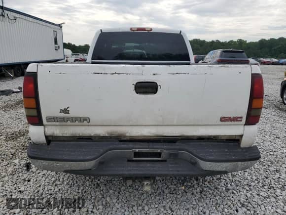 2004 GMC Sierra 1500 SLE с VIN 1GTEC19T44Z227418, выставлен на аукционе Copart как лот 62688305 с пробегом 202 554 миль миль и Списание • Salvage title. История ставок и продаж доступна на DreamBid. Изображение 6.
