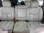 2004 Chevrolet Tahoe LS z VIN 1GNEK13Z34R209953, wystawiony jako Copart lot #58570745 z przebiegiem 266 350 mil mil oraz Czysty tytuł • Clean title. Historia ofert i sprzedaży dostępna na DreamBid. Obrazek 10.