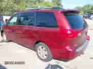 2004 Toyota Sienna XLE z VIN 5TDZA22C14S215400, wystawiony jako IAAI lot #43227648 z przebiegiem 201 333 mil mil oraz . Historia ofert i sprzedaży dostępna na DreamBid. Obrazek 3.