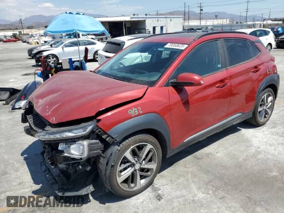 2020 Hyundai Kona Limited z VIN KM8K33A52LU411419, wystawiony jako Copart lot #70050625 z przebiegiem 56 657 mil mil oraz Szkoda całkowita • Salvage title. Historia ofert i sprzedaży dostępna na DreamBid. Obrazek 1.