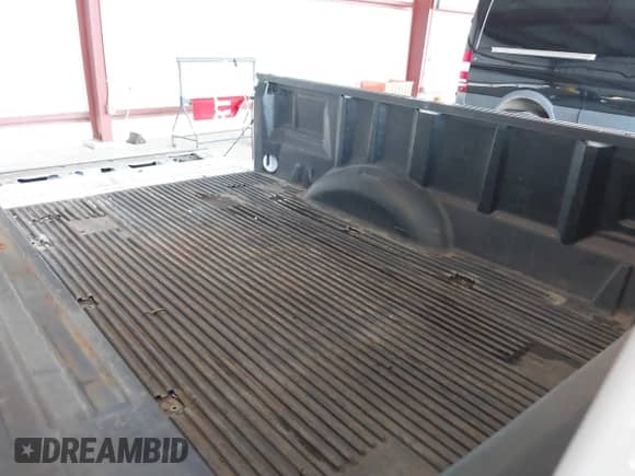 2019 Ford F-150 XL с VIN 1FTMF1C5XKKD38963, выставлен на аукционе IAAI как лот 41643653 с пробегом 96 987 миль миль и . История ставок и продаж доступна на DreamBid. Изображение 8.