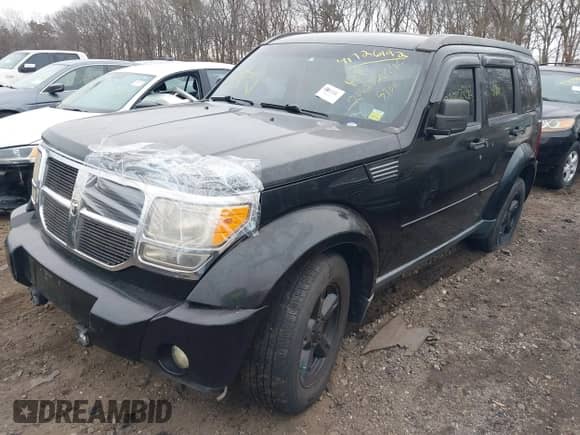 2009 Dodge Nitro SLT with VIN 1D8GU58K19W525618, listed as a IAAI auction lot 41726192 with Not provided miles and . Bid and sale history available at DreamBid. Image 2.