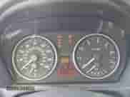 2006 BMW 3 Series 325i z VIN WBAVB135X6KX37228, wystawiony jako IAAI lot #43215691 z przebiegiem 162 983 mil mil oraz . Historia ofert i sprzedaży dostępna na DreamBid. Obrazek 7.