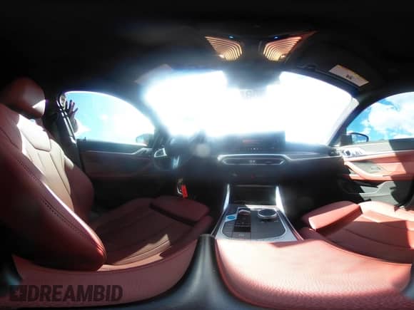 2024 BMW i4 xDrive40 с VIN WBY83FB04RFT19615, выставлен на аукционе IAAI как лот 41679918 с пробегом 3 883 миль миль и . История ставок и продаж доступна на DreamBid. Изображение 23.