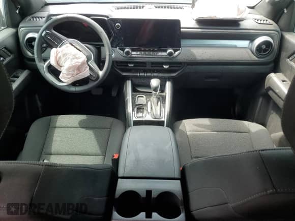 2024 Chevrolet Colorado 2WD LT с VIN 1GCPSCEK4R1306582, выставлен на аукционе Copart как лот 67379965 с пробегом 1 559 миль миль и Списание • Salvage title. История ставок и продаж доступна на DreamBid. Изображение 8.