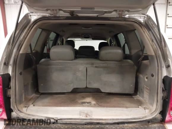 2004 Dodge Durango SLT with VIN 1D4HB48N74F224151, listed as a IAAI auction lot 43206393 with 266,604 mi miles and . Bid and sale history available at DreamBid. Image 18.