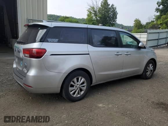 2017 Kia Sedona L с VIN KNDMA5C17H6255821, выставлен на аукционе Copart как лот 67728215 с пробегом 108 897 миль миль и Списание • Salvage title. История ставок и продаж доступна на DreamBid. Изображение 3.