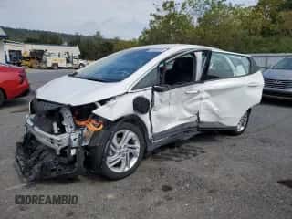 2023 Chevrolet Bolt EV 1LT z VIN 1G1FW6S08P4107284, wystawiony jako Copart lot #82063735 z przebiegiem 45 141 mil mil oraz Szkoda całkowita • Salvage title. Historia ofert i sprzedaży dostępna na DreamBid. Obrazek 1.
