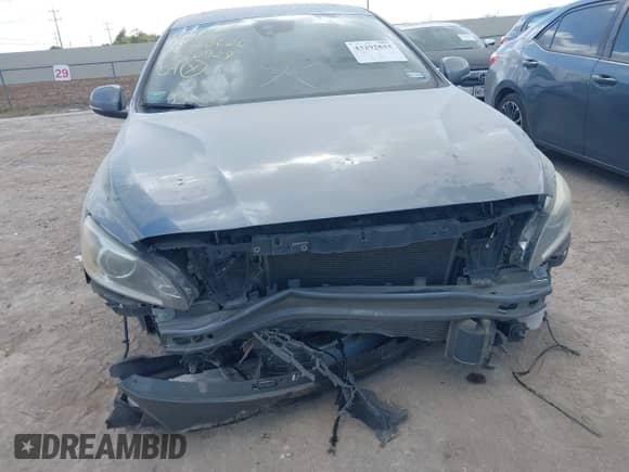 2017 Volvo S60 Dynamic с VIN YV126MFL7H2420929, выставлен на аукционе IAAI как лот 43292833 с пробегом 107 144 миль миль и . История ставок и продаж доступна на DreamBid. Изображение 6.