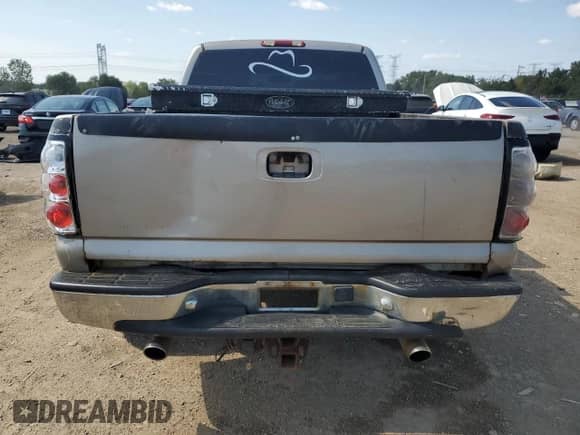 2003 Chevrolet Silverado 1500 LS z VIN 2GCEK19V731144836, wystawiony jako Copart lot #71838275 z przebiegiem Nie podano mil oraz Szkoda całkowita • Salvage title. Historia ofert i sprzedaży dostępna na DreamBid. Obrazek 6.