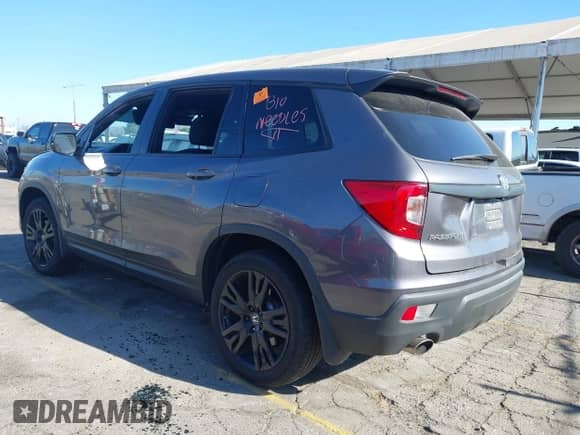 2021 Honda Passport Sport z VIN 5FNYF7H22MB014439, wystawiony jako IAAI lot #43172715 z przebiegiem 34 103 mil mil oraz . Historia ofert i sprzedaży dostępna na DreamBid. Obrazek 3.