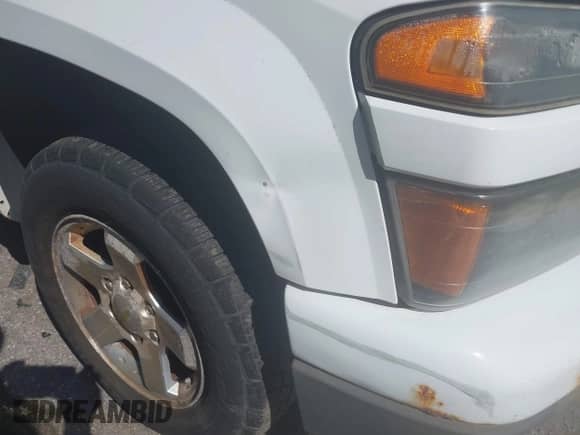 2009 Chevrolet Colorado Work Truck with VIN 1GCCS199198125697, listed as a IAAI auction lot 42537473 with 116,270 mi miles and . Bid and sale history available at DreamBid. Image 6.