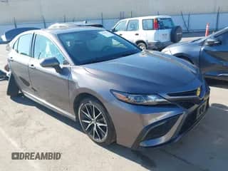 2023 Toyota Camry SE с VIN 4T1G11AK1PU835427, выставлен на аукционе IAAI как лот 43400628 с пробегом 48 114 миль миль и . История ставок и продаж доступна на DreamBid. Изображение 1.