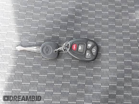 2007 Chevrolet Cobalt SS z VIN 1G1AM15B977102402, wystawiony jako IAAI lot #42063539 z przebiegiem 95 601 mil mil oraz . Historia ofert i sprzedaży dostępna na DreamBid. Obrazek 11.