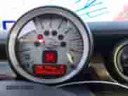 2007 MINI Hardtop с VIN WMWMF33557TT50075, выставлен на аукционе IAAI как лот 43336306 с пробегом 149 555 миль миль и . История ставок и продаж доступна на DreamBid. Изображение 7.