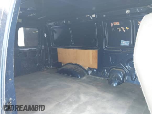 2008 Ford Econoline Cargo Commercial with VIN 1FTNE24W18DB29886, listed as a IAAI auction lot 42048608 with 101,666 mi miles and . Bid and sale history available at DreamBid. Image 8.