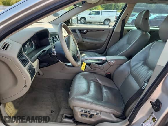 2007 Volvo XC70 z VIN YV4SZ592671285031, wystawiony jako Copart lot #71855555 z przebiegiem 113 750 mil mil oraz Szkoda całkowita • Salvage title. Historia ofert i sprzedaży dostępna na DreamBid. Obrazek 7.