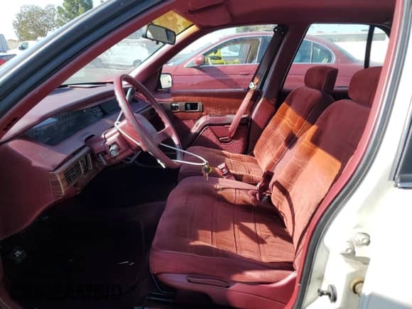 1990 Chevrolet Lumina с VIN 2G1WL54T1L1161459, выставлен на аукционе Copart как лот 79776664 с пробегом 91 844 миль миль и Чистый • Clean title. История ставок и продаж доступна на DreamBid. Изображение 7.
