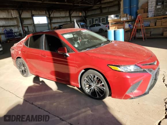 2019 Toyota Camry SE z VIN 4T1B11HK7KU249646, wystawiony jako Copart lot #80287225 z przebiegiem Nie podano mil oraz Szkoda całkowita • Salvage title. Historia ofert i sprzedaży dostępna na DreamBid. Obrazek 4.