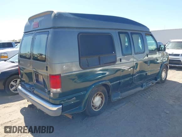 1999 Ford Econoline Cargo Recreational with VIN 1FDRE14L4XHA60812, listed as a IAAI auction lot 42127942 with 176,964 mi miles and . Bid and sale history available at DreamBid. Image 4.
