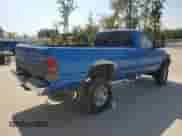 1998 Dodge 2500 with VIN 3B7KF26Z3WM226189, listed as a Copart auction lot 81045225 with 152,586 mi miles and Clean title. Bid and sale history available at DreamBid. Image 3.
