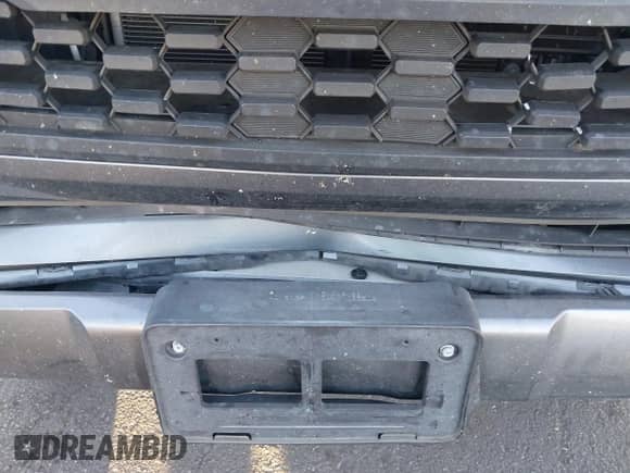 2017 Toyota Tacoma SR5 z VIN 3TMBZ5DNXHM006866, wystawiony jako IAAI lot #42889246 z przebiegiem 128 580 mil mil oraz . Historia ofert i sprzedaży dostępna na DreamBid. Obrazek 18.