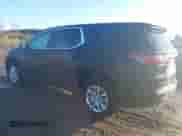 2022 Chevrolet Traverse LS z VIN 1GNEVFKW7NJ195163, wystawiony jako IAAI lot #43495512 z przebiegiem 37 055 mil mil oraz . Historia ofert i sprzedaży dostępna na DreamBid. Obrazek 3.