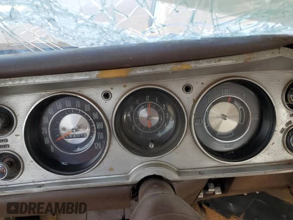 1964 Chevrolet Chevelle with VIN 45567K192693, listed as a Copart auction lot 81556925 with 954,018 mi miles and Non repairable. Bid and sale history available at DreamBid. Image 9.