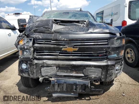 2018 Chevrolet Silverado 3500HD LTZ с VIN 1GC4K0EY0JF191167, выставлен на аукционе Copart как лот 67345594 с пробегом 70 354 миль миль и Списание • Salvage title. История ставок и продаж доступна на DreamBid. Изображение 5.