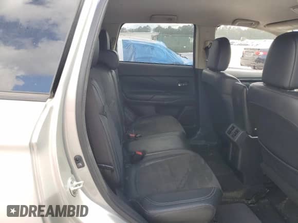 2020 Mitsubishi Outlander SE z VIN JA4AD3A35LZ011203, wystawiony jako Copart lot #64940845 z przebiegiem 114 882 mil mil oraz Szkoda całkowita • Salvage title. Historia ofert i sprzedaży dostępna na DreamBid. Obrazek 11.