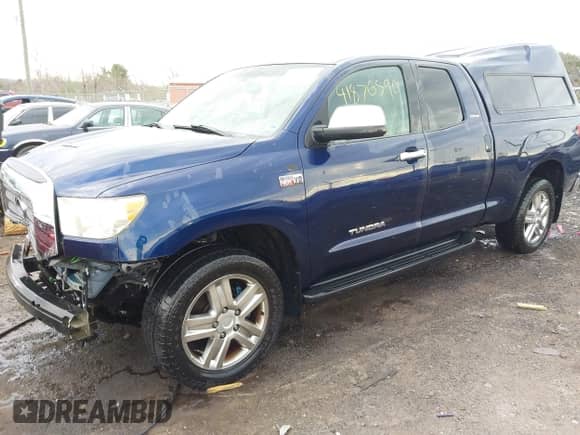 2008 Toyota Tundra Limited с VIN 5TBBV58108S492230, выставлен на аукционе IAAI как лот 41876590 с пробегом Не указан миль и . История ставок и продаж доступна на DreamBid. Изображение 2.