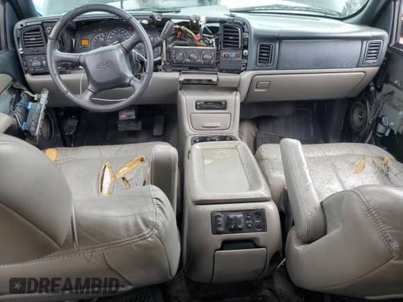 2002 Chevrolet Suburban Z71 z VIN 3GNFK16ZX2G345199, wystawiony jako Copart lot #59365405 z przebiegiem 312 505 mil mil oraz Szkoda całkowita • Salvage title. Historia ofert i sprzedaży dostępna na DreamBid. Obrazek 8.