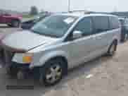 2009 Dodge Grand Caravan SXT с VIN 2D8HN54199R539239, выставлен на аукционе IAAI как лот 42918661 с пробегом 117 097 миль миль и . История ставок и продаж доступна на DreamBid. Изображение 2.