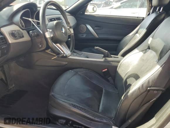 2004 BMW Z4 3.0i with VIN 4USBT53594LU06507, listed as a Copart auction lot 52978505 with 190,363 mi miles and Clean title. Bid and sale history available at DreamBid. Image 7.