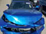 2017 Chevrolet Camaro 1LT z VIN 1G1FB3DX8H0114023, wystawiony jako Copart lot #39380503 z przebiegiem 71 456 mil mil oraz . Historia ofert i sprzedaży dostępna na DreamBid. Obrazek 13.